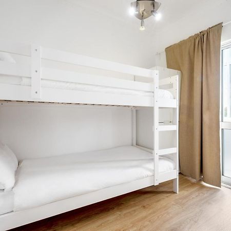 Navegantes Townhouse By Olala Homes กาชไกช์ ภายนอก รูปภาพ
